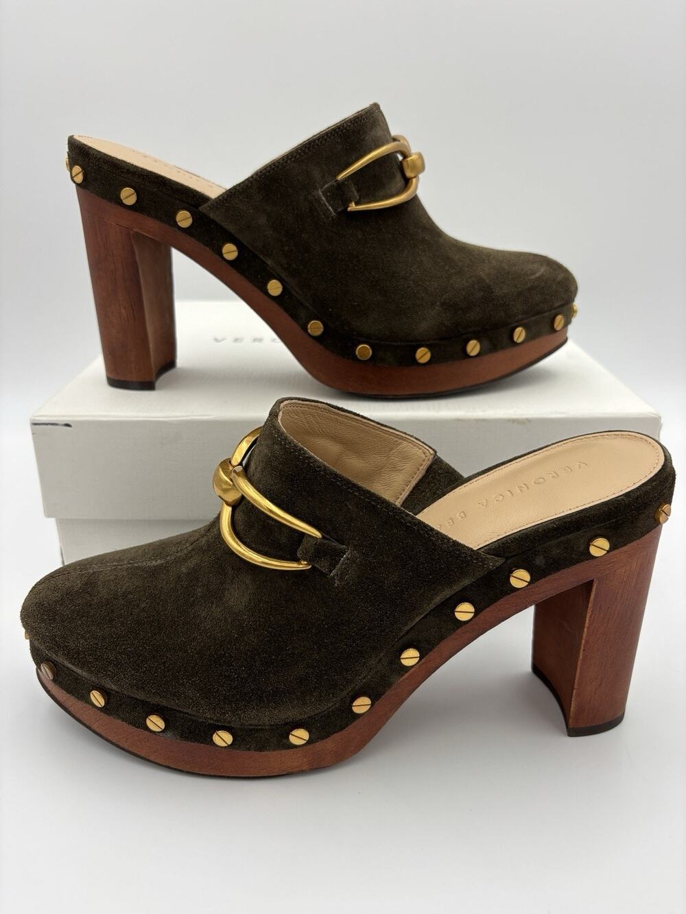 Veronica Beard Giles Clog Heels Olive Green Suede Size 8 Mules Gold Buckle